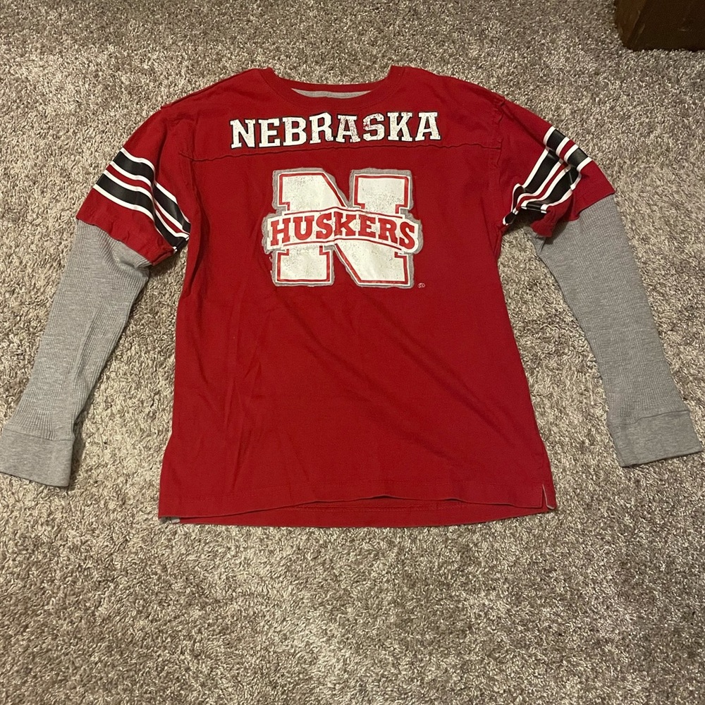 Boys 14/16 Nebraska Long Sleeve Tee